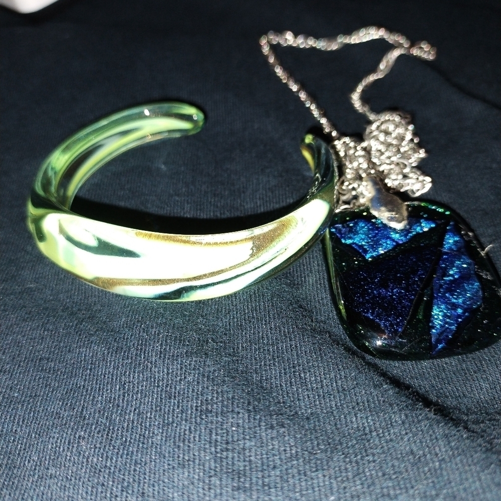 Vintage glass jewelry - Picture 2 of 8